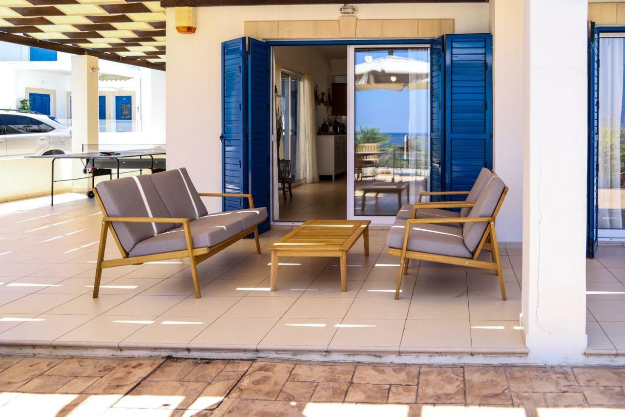 Phaedrus Living: Seaside Luxury Villa Anafi Paralímni Eksteriør bilde