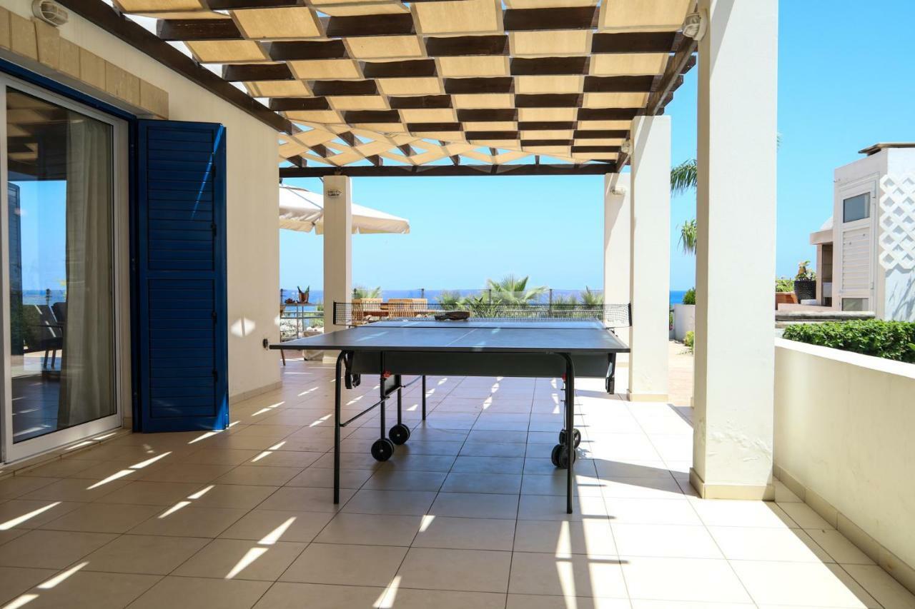Phaedrus Living: Seaside Luxury Villa Anafi Paralímni Eksteriør bilde