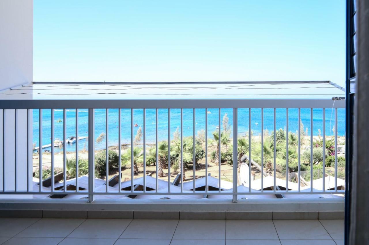 Phaedrus Living: Seaside Luxury Villa Anafi Paralímni Eksteriør bilde