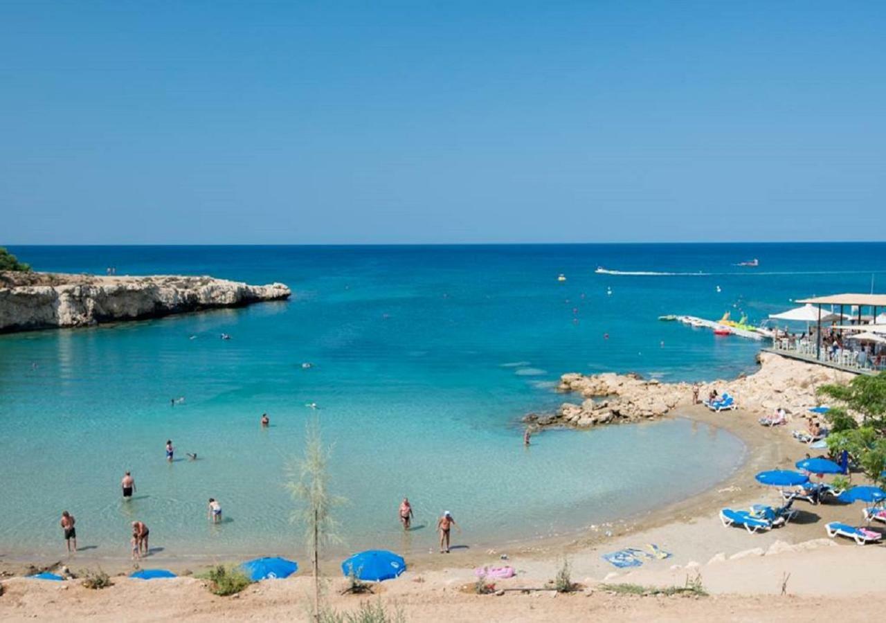 Phaedrus Living: Seaside Luxury Villa Anafi Paralímni Eksteriør bilde