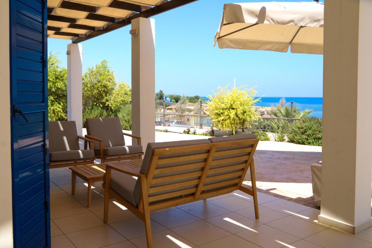 Phaedrus Living: Seaside Luxury Villa Anafi Paralímni Eksteriør bilde